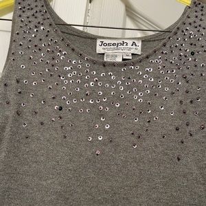 Joseph A Sleeveless heather gray sweater with sequins